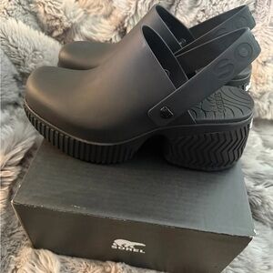 Sorel Women's Black Platform Mules